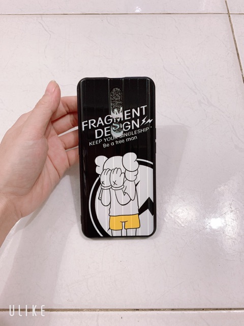Ốp lưng oppo F11 Pro,F11Pro Cậu Bé buồn nền đen