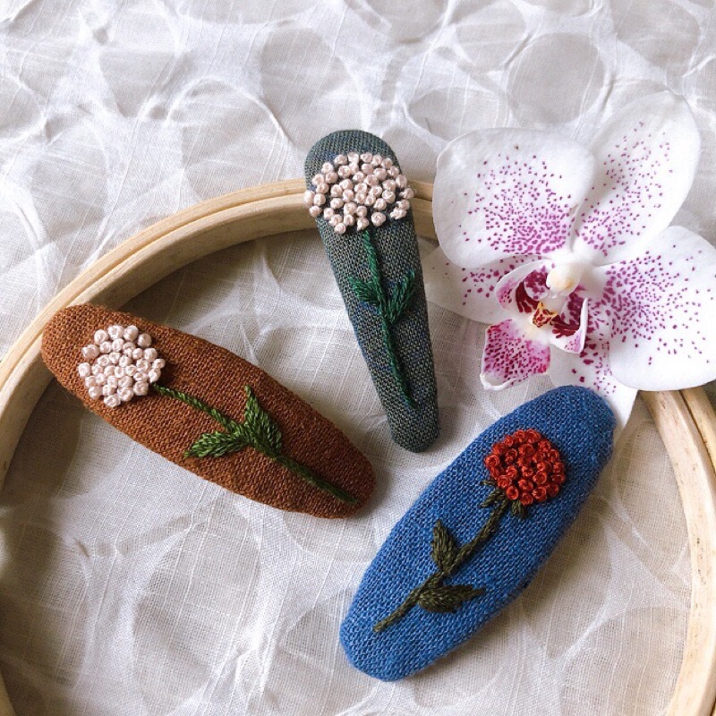 Set 2c kẹp tóc thêu tay 6cm  🌺Giao mẫu ngẫu nhiên🌺