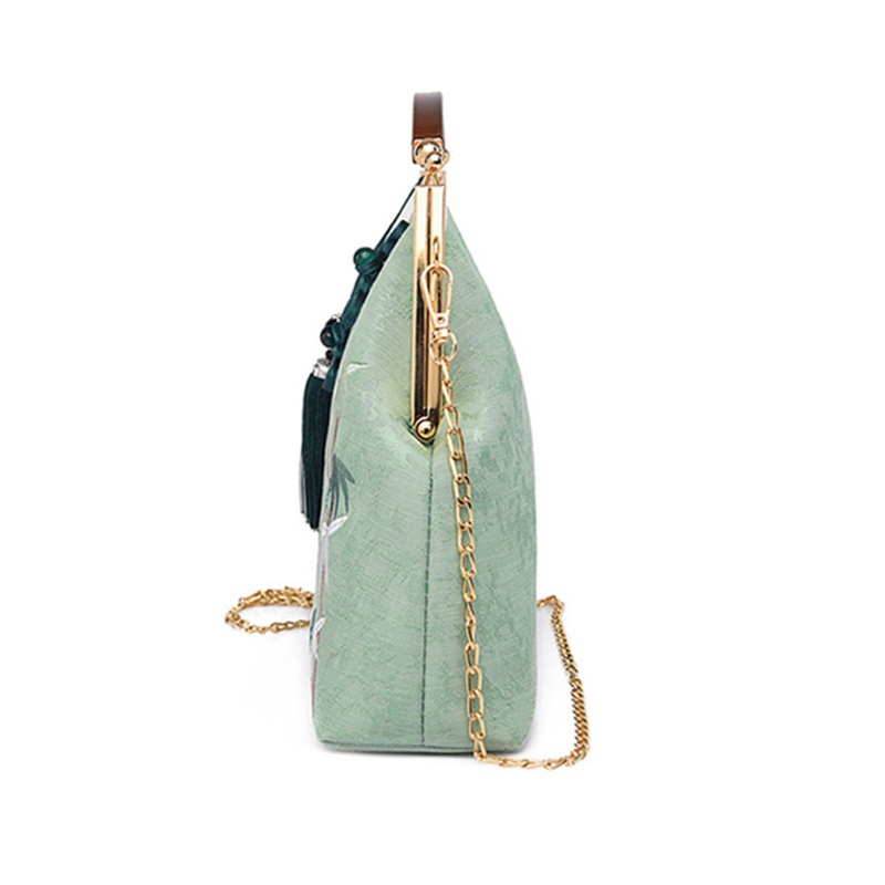 Ví Cầm Tay Thêu Hoa Phối Tua Rua Thời Trang Cho Nữ