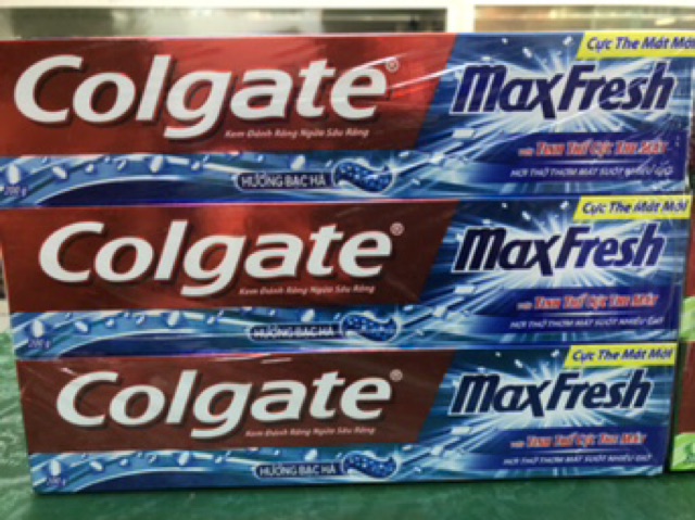 Kem đánh răng Colgate Max Fresh tặng bàn chải