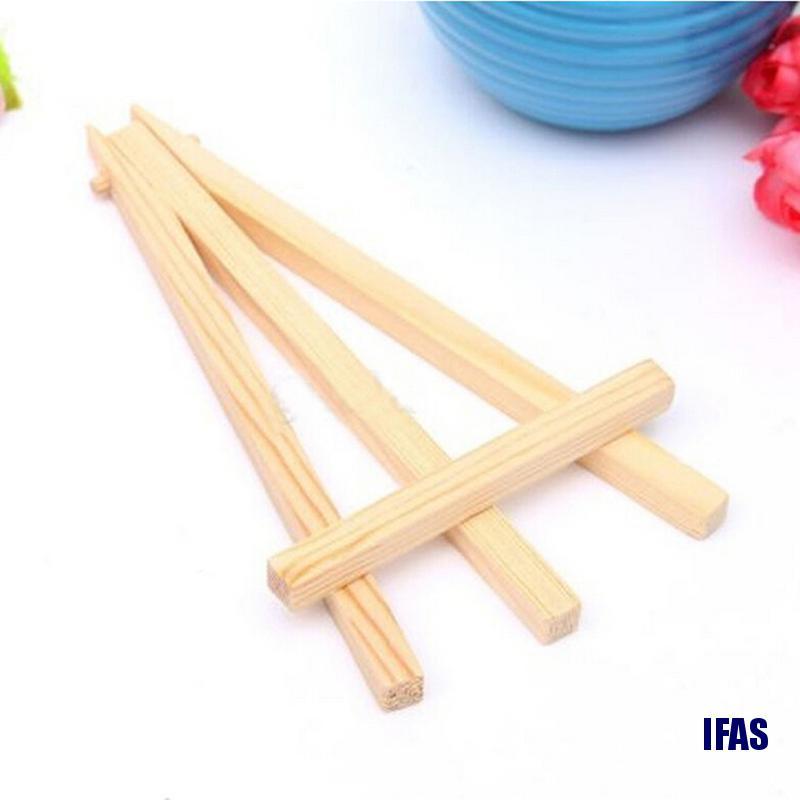 Giá Đỡ Bảng Tên Bằng Gỗ Độc Đáo