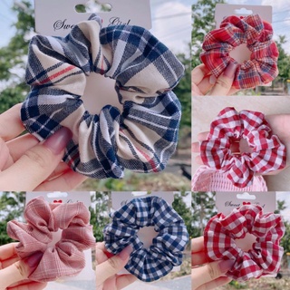 Scrunchies cột tóc caro