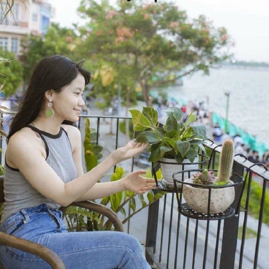 Chậu cây có móc - Giỏ sắt treo hoa cây cảnh decor trang trí ban công lan can hàng rào tiện lợi