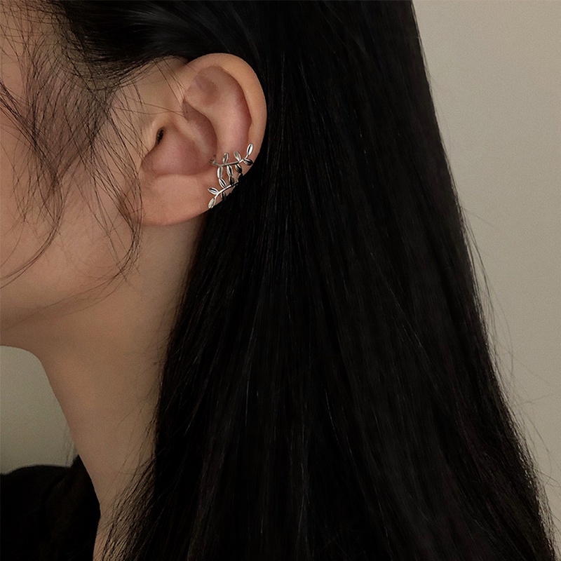 1 Khuyên Kẹp Vành Tai Hình Chiếc Lá Thời Trang Nữ
