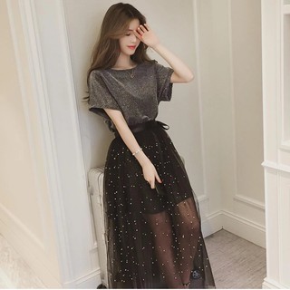 Đầm dạo phố kiểu dáng váy suông ,cổ tròn ngắn tay phối chân váy lưới