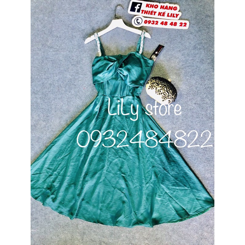 ẢNH VÀ VIDEO THẬT 1000% ĐẦM 2 DÂY XOẮN NGỰC ĐÍNH NGỌC PHA LÊ