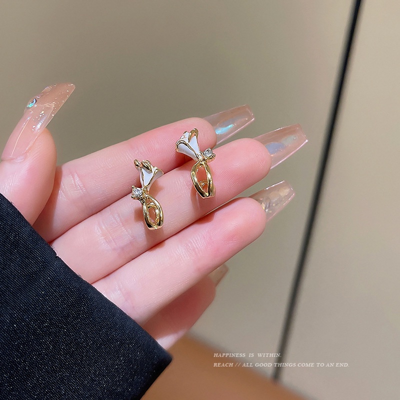 Bông Tai Mạ Bạc 925 Hình Bông Hoa Nhỏ Xinh Thời Trang Cho Nữ