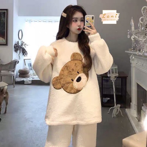 Bộ Đồ Ngủ Nữ Lông Thêu Hình Mặt Gấu Dài Tay Có 2 Màu Đen Trắng Mã 610 - Lani Boutique | BigBuy360 - bigbuy360.vn