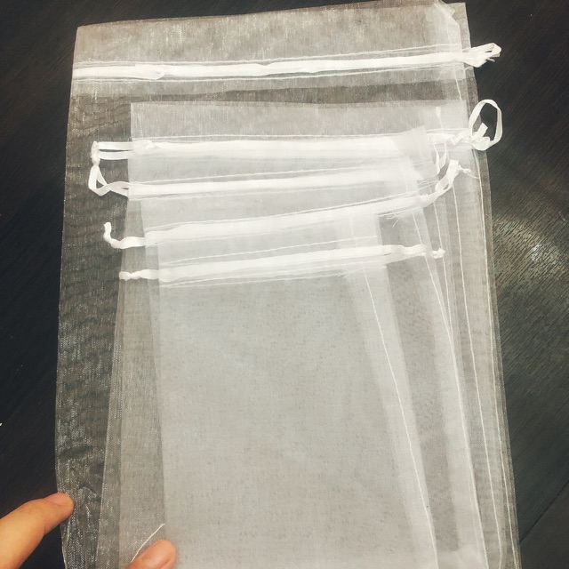 Túi voan trắng dây rút