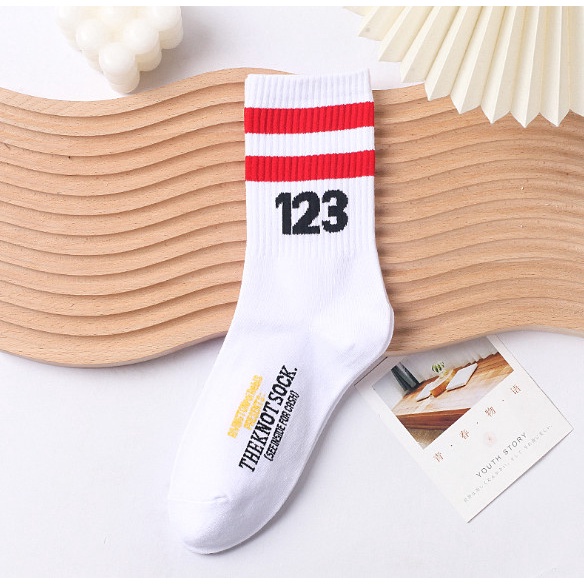 Vớ Tất cổ cao Nam Nữ số 123 phong cách thể thao, đường phố, năng động.