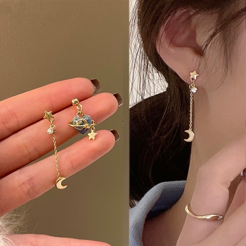 Khuyên Tai Hình Hành Tinh Mặt Trăng Ngôi Sao Mặt Trăng Thời Trang Đơn Giản Cá Tính Dành Cho Nữ 925