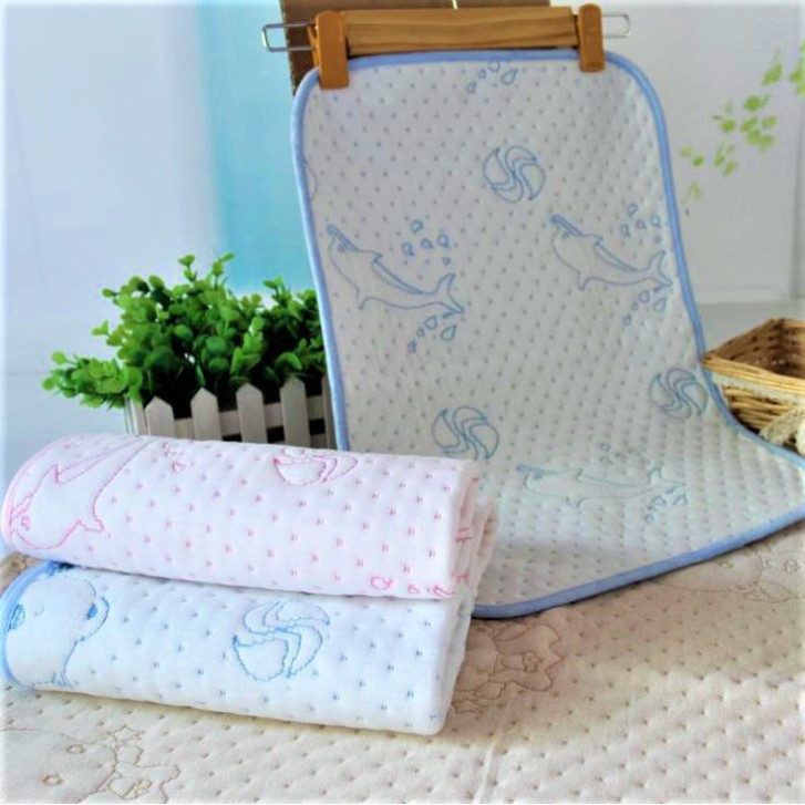 Tấm lót chống thấm cho bé 4 lớp mềm mại 50cm x 70cm