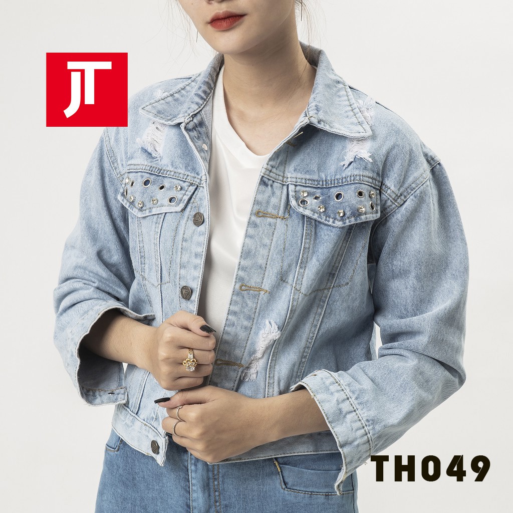 Áo khoác jean nữ TH049 nắp túi đục lỗ rách cá tính, áo khoác bò nữ thiết kế trẻ trung, cao cấp