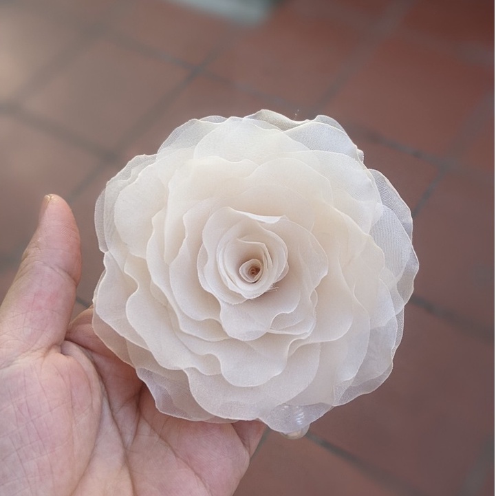 Hoa cài áo vải voan, trâm cài ngọc cao cấp