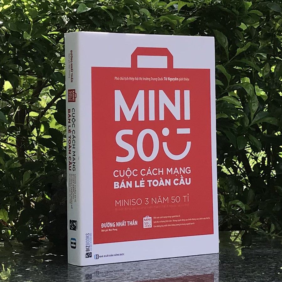 Sách - MINISO - Cuộc cách mạng bán lẻ toàn cầu | BigBuy360 - bigbuy360.vn