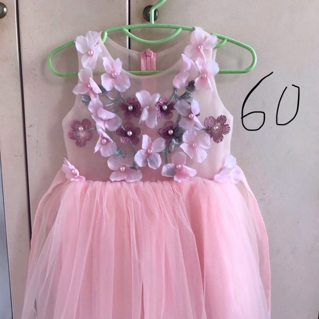 Thanh lý đầm bé 11-15kg