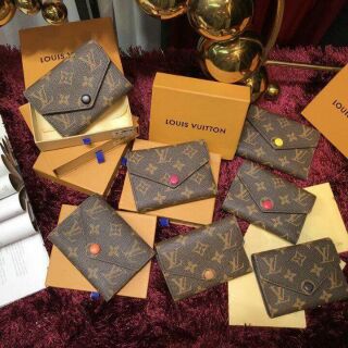 Ví lv mini bấm cúc màu 
Hàng full box