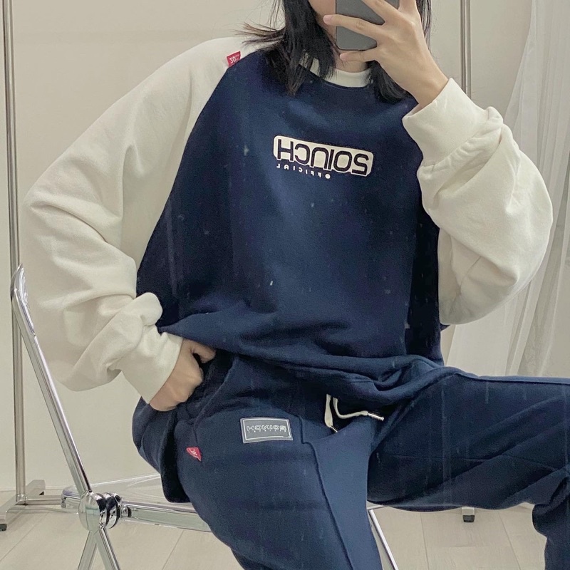 SWEATER LOGO TAY PHỐI