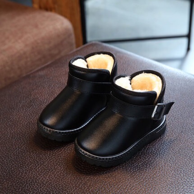 Bốt cổ ngắn lót lông