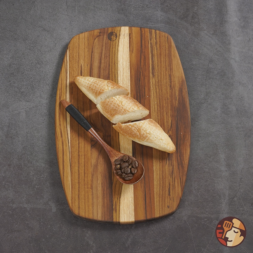 Thớt gỗ Teak Chef Studio cao cấp hình oval, dùng cho cắt thái và trang trí