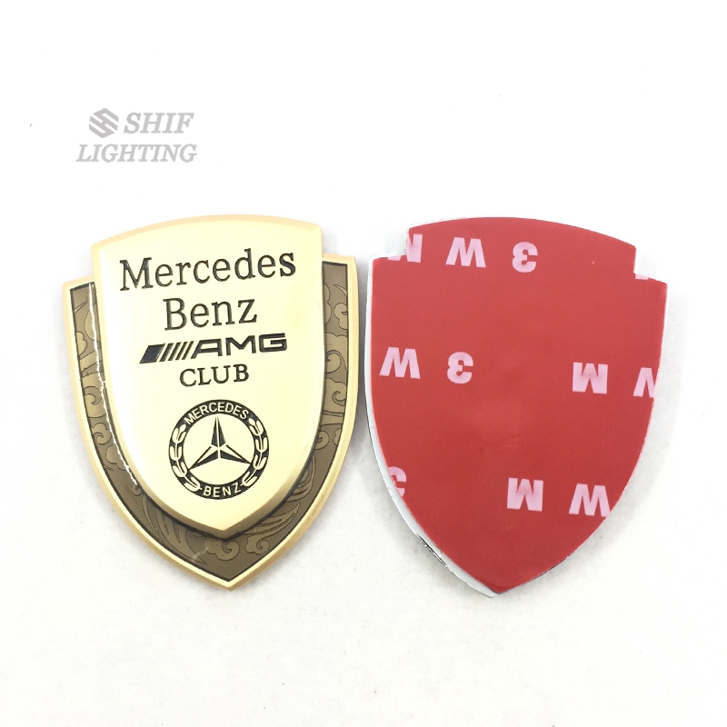 Huy hiệu logo Mercedes Benz //AMG Club màu bạc và vàng kim sang trọng