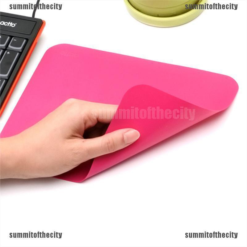 Tấm lót chuột siêu mỏng chống trượt có thể làm sạch tiện dụng