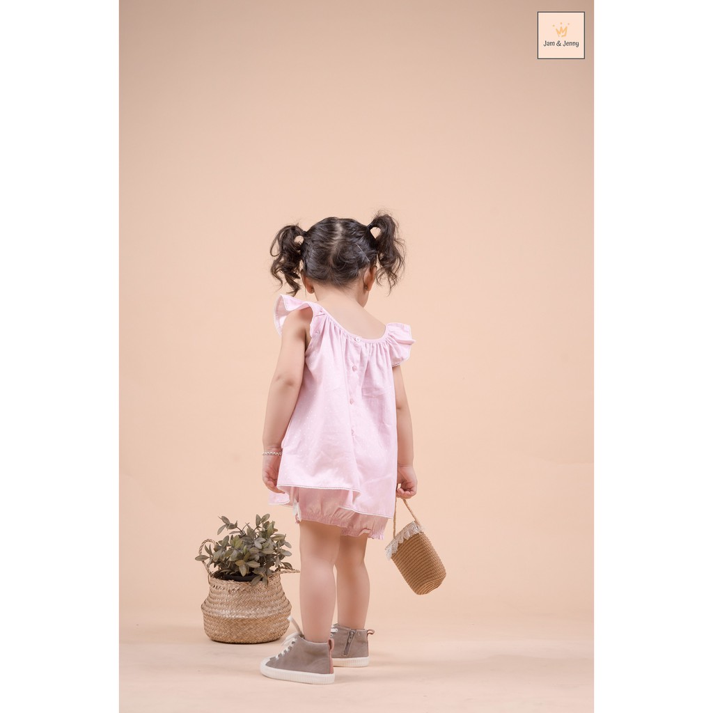 Bộ bé gái Jam & Jenny chất cotton lụa siêu đỉnh ạ. Các Shop nhập quen hãng này là biết rồi. Cotton lụa lại còn là chất c