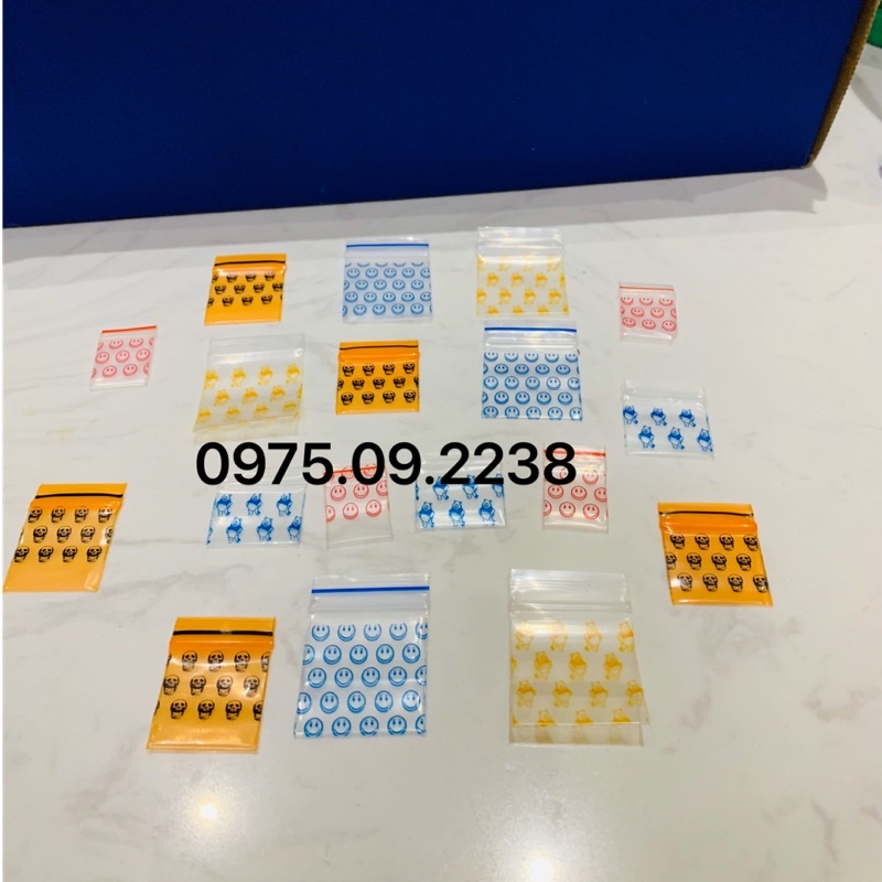 100 túi zip nhí hình mặt cười xanh size 3x4cm
