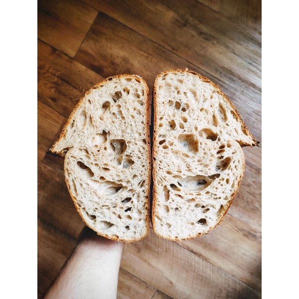 Bánh Mì Nguyên Cám Hạt Quinoa Men Tự Nhiên-QUINOA SOURDOUGH Bread-THUẦN CHAY