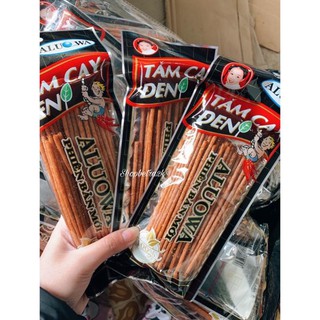 1 bịch 50 gói tăm cay đen