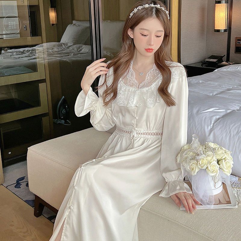 Đầm ngủ lụa bằng phối ren tay dài kiểu công chúa thời trang xuân thu kiểu Pháp cho nữ