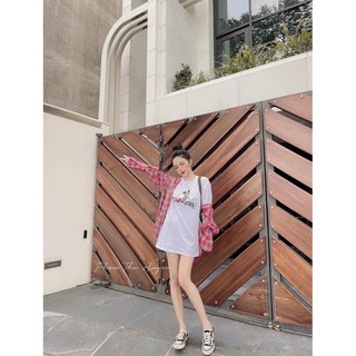 Set áo sơ mi kẻ kèm áo pull trắng