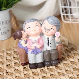 [HÀNG ĐẸP] Tượng Ông Bà Già Dắt Cháu Gái, Trai Đi Chơi, Trang Trí Dễ Thương, Làm Quà Tặng, Trang Trí, Biếu Tặng Đẹp