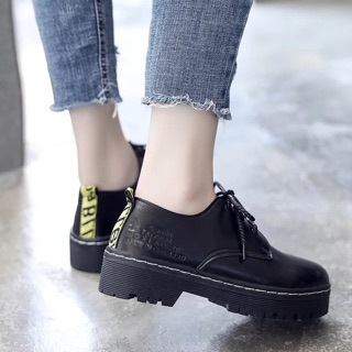 [CHIC’S STORE] GIÀY DR MARTIN CHỮ CHÌM SIÊU CHẤT