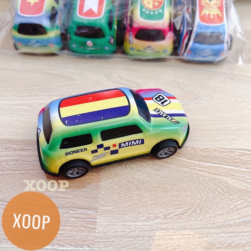 Sale !!! Sét 4 xe ô tô đồ chơi nhựa cứng chạy đà cót in hình lá cờ cho bé (SP002231)  shop phúc yến