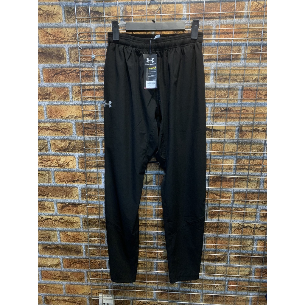 TQ000008 - QUẦN GIÓ UA KHÓA CHÂN