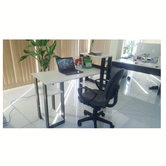 Bàn gỗ làm việc thông minh đa năng kèm kệ sách gọn gàng thêm sinh động - Bách Hóa Online