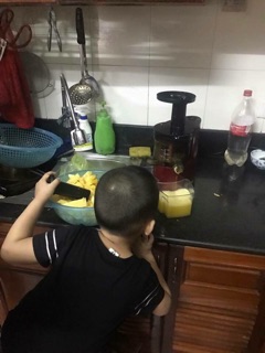 Máy ép trái cây tốc độ chậm