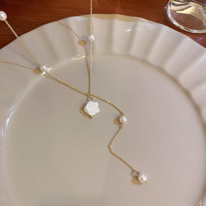 Vòng cổ Hình Hoa Hồng Đính Ngọc Trai Thời Trang Cao Cấp