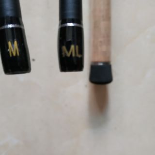 Cần lure cán gỗ 2 đọt catbon