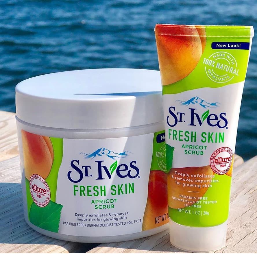 Tẩy Da Chết Mơ St.Ives Apricot Scrub