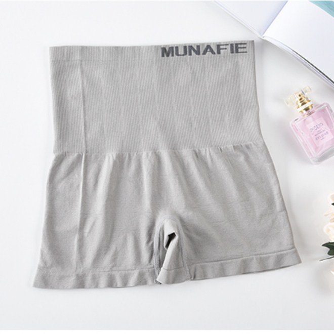 Quần đùi gen bụng eo thon munafie nữ VAYNU04