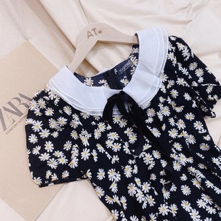 Đầm hoa cúc cổ nơ