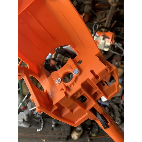 Nắp Che Nòng Liền Tay STIHL 250 230 210