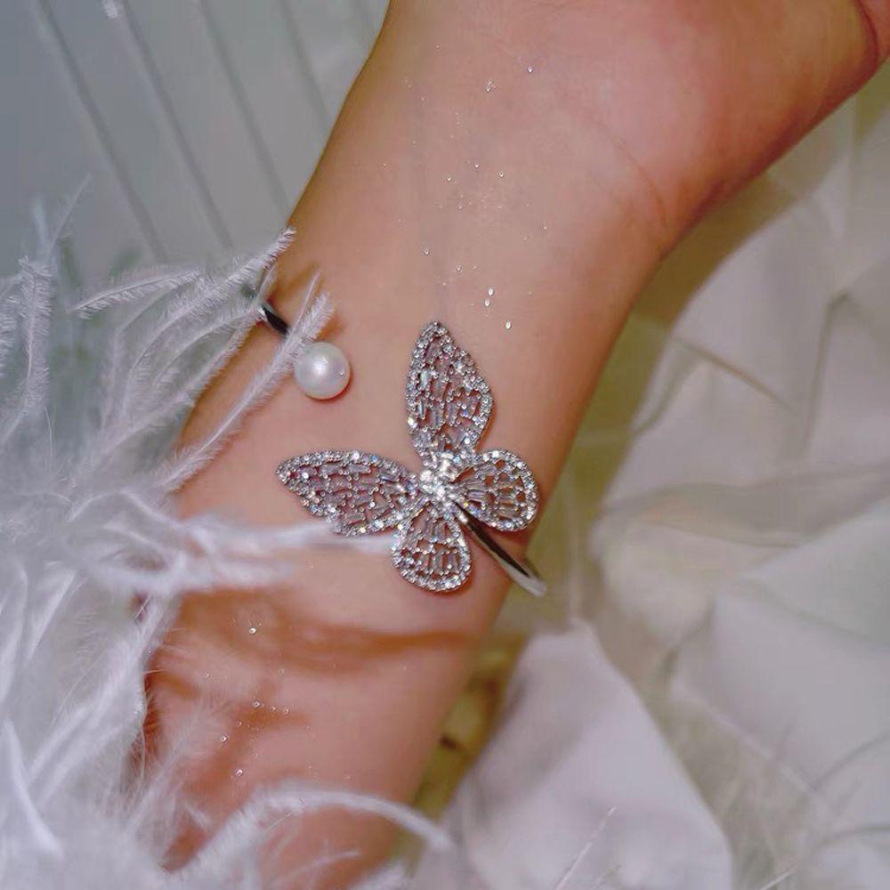 Vòng Tay Dạng Mở Thời Trang Ngọt Ngào Cho Bạn Bè