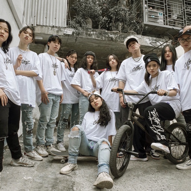 [FULLTAG CHÍNH HÃNG] Áo thun tay lỡ unisex ClownZ King of School T-shirt form rộng, chất cotton | BigBuy360 - bigbuy360.vn