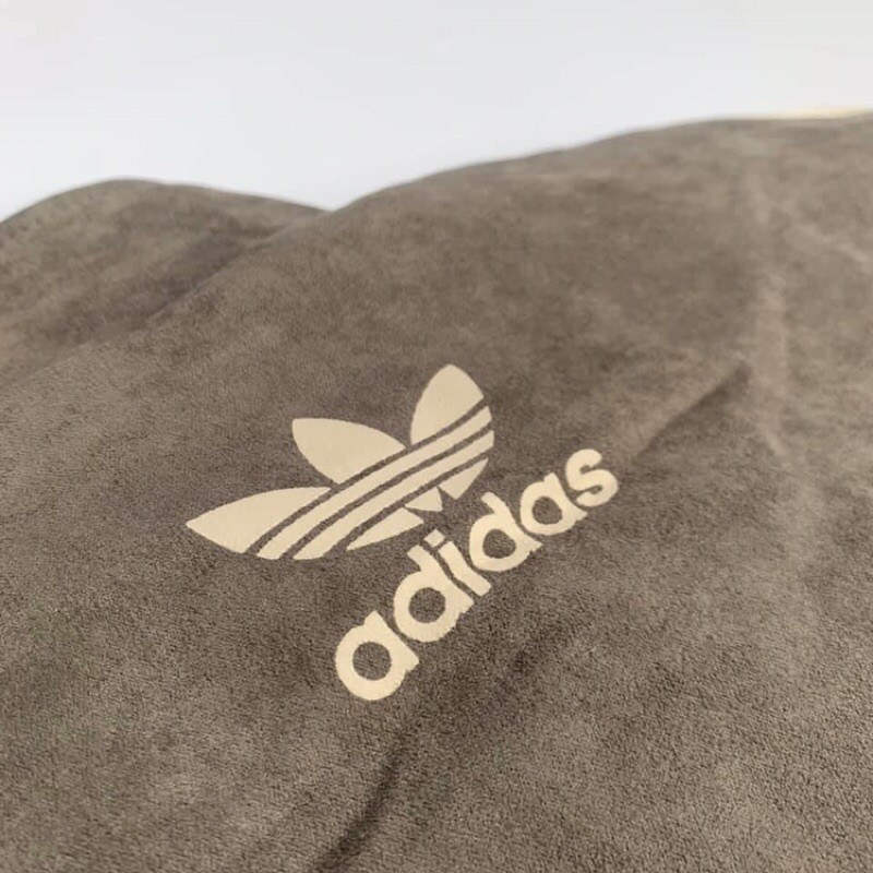 Áo khoác Das da lộn thêu 3 vạch cực dày dặn | BigBuy360 - bigbuy360.vn