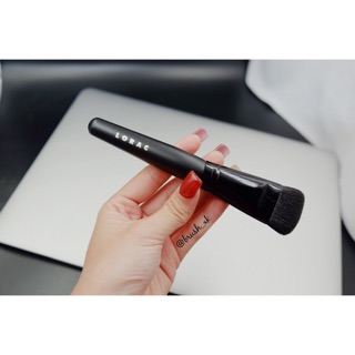 Cọ contour lorac dẹt