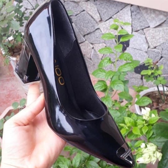 Đen vuông 7 p bọc mũi