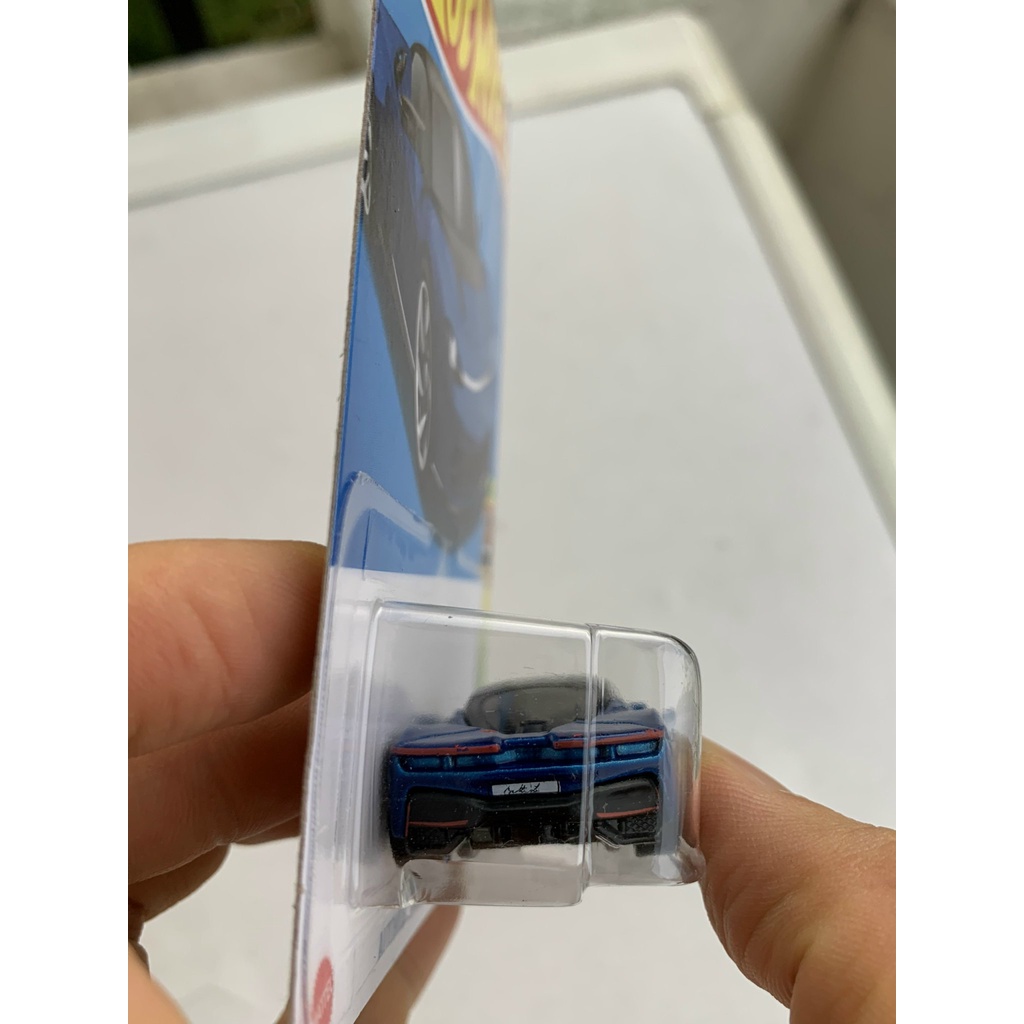 Hot Wheels Automobili Pininfarina Battista